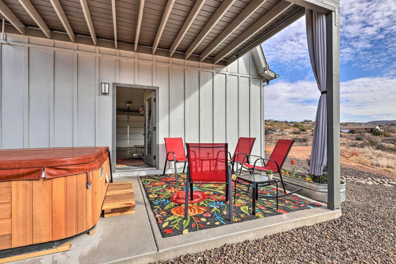 Wine Country Retreat In Cornville Hot Tub And View Exterior photo